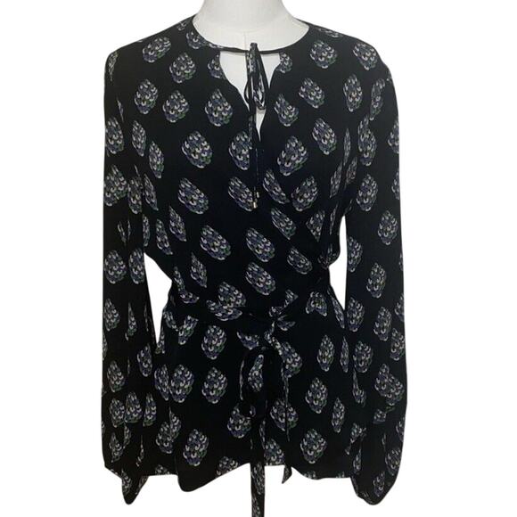 Diane Von Furstenberg Top Womens 10 100% Silk Wrap Blouse - Picture 1 of 11